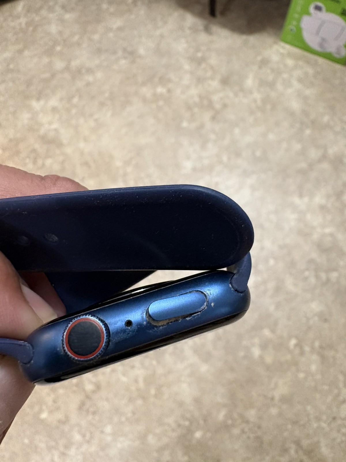 Apple Watch Series 7 – 45mm Aluminum Midnight GPS A2474 – Good Condition