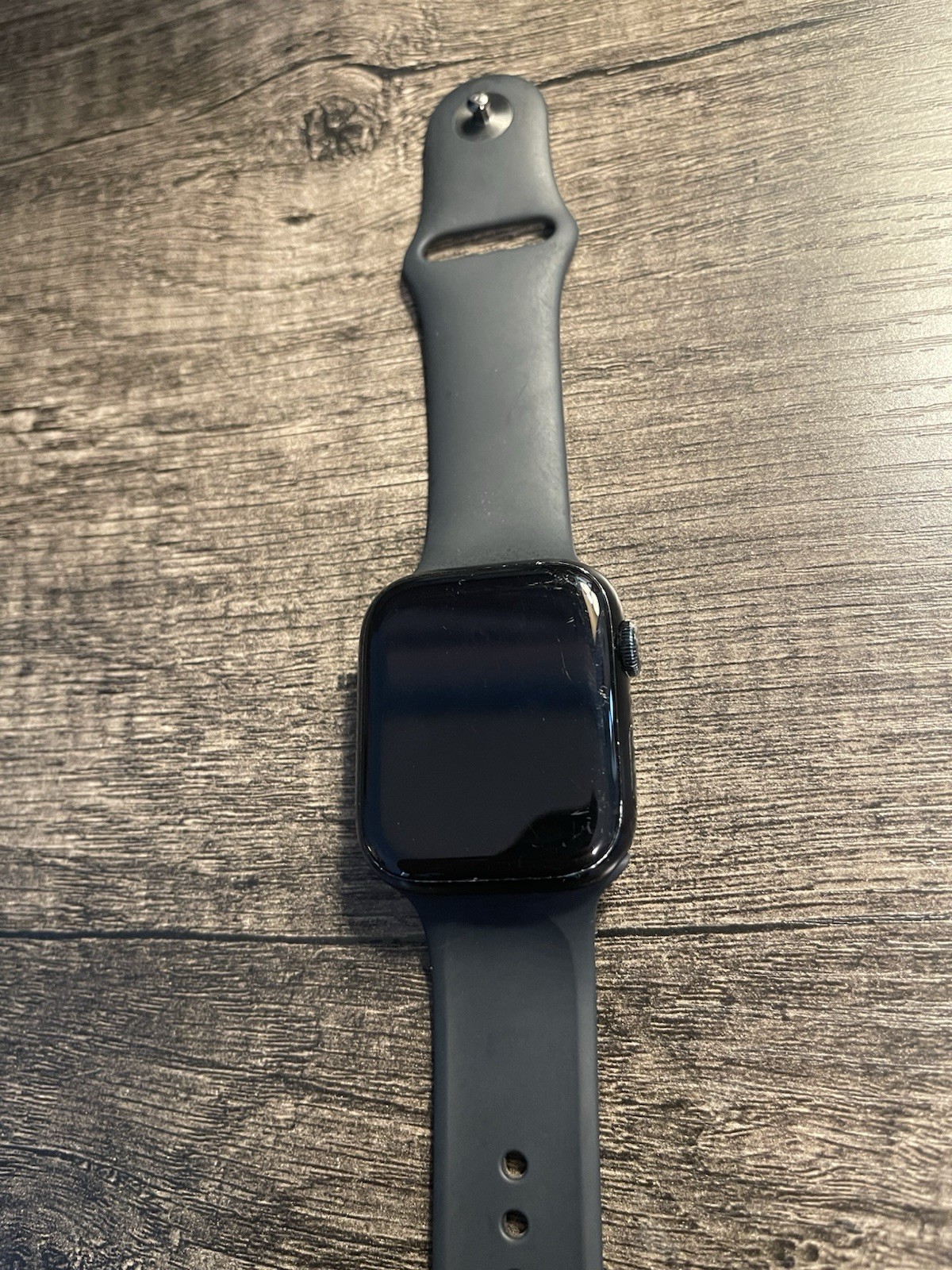 Apple Watch Series 8 45mm 32 GB Aluminum Midnight Unlocked Condition Fair