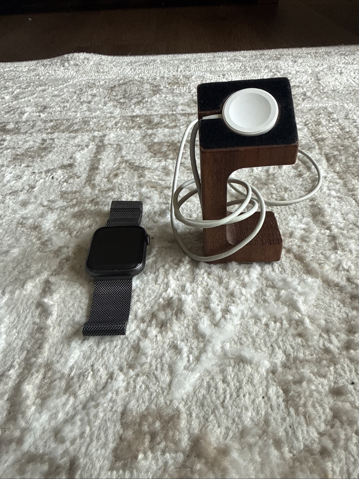 apple watch series 4 44mm Aluminium Ceramic Case With Slate/Black Milanese Loop
