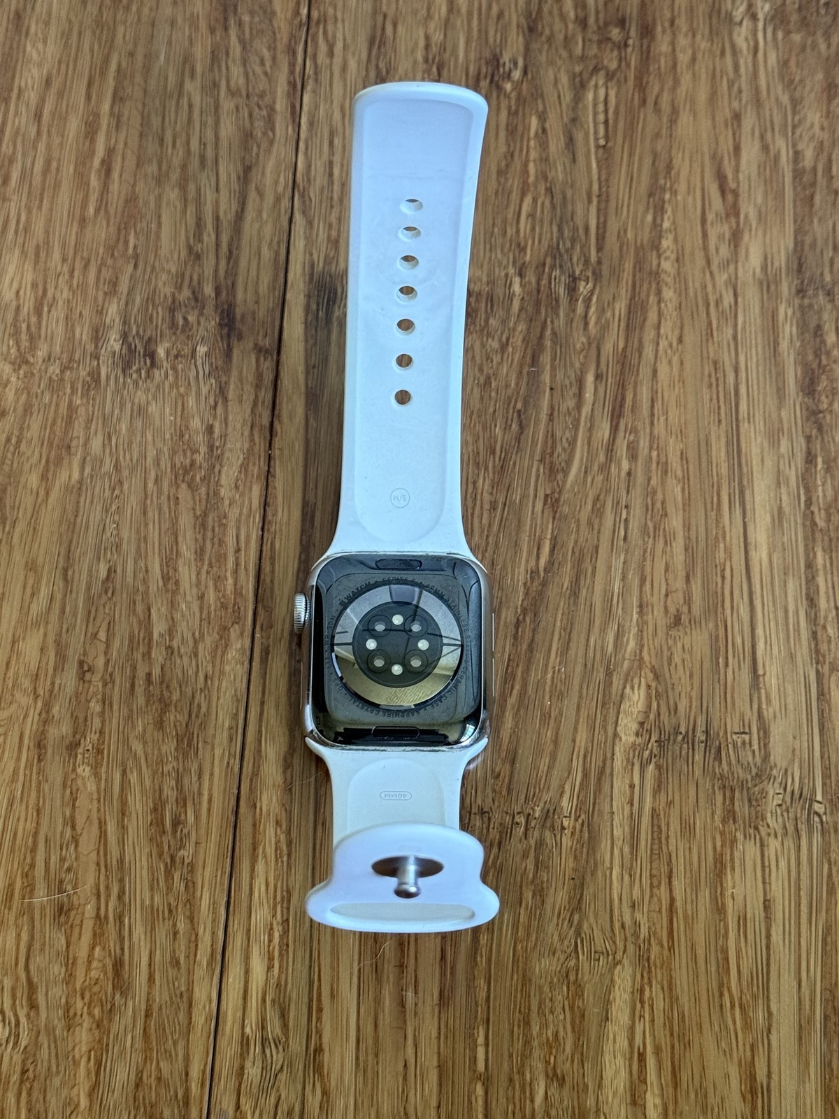 Apple Watch Series 6 Stainless Steel 40mm • GPS+Cellular • Silver • White Band