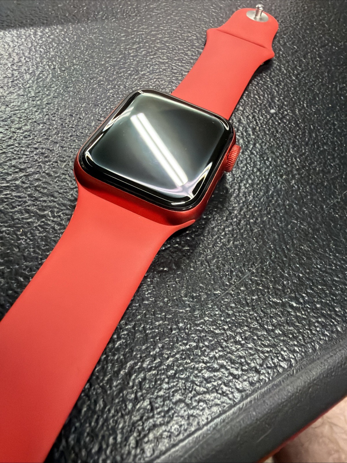 Apple Watch Series 6 40mm Product RED GPS WiFi Bluetooth M00A3LL/A