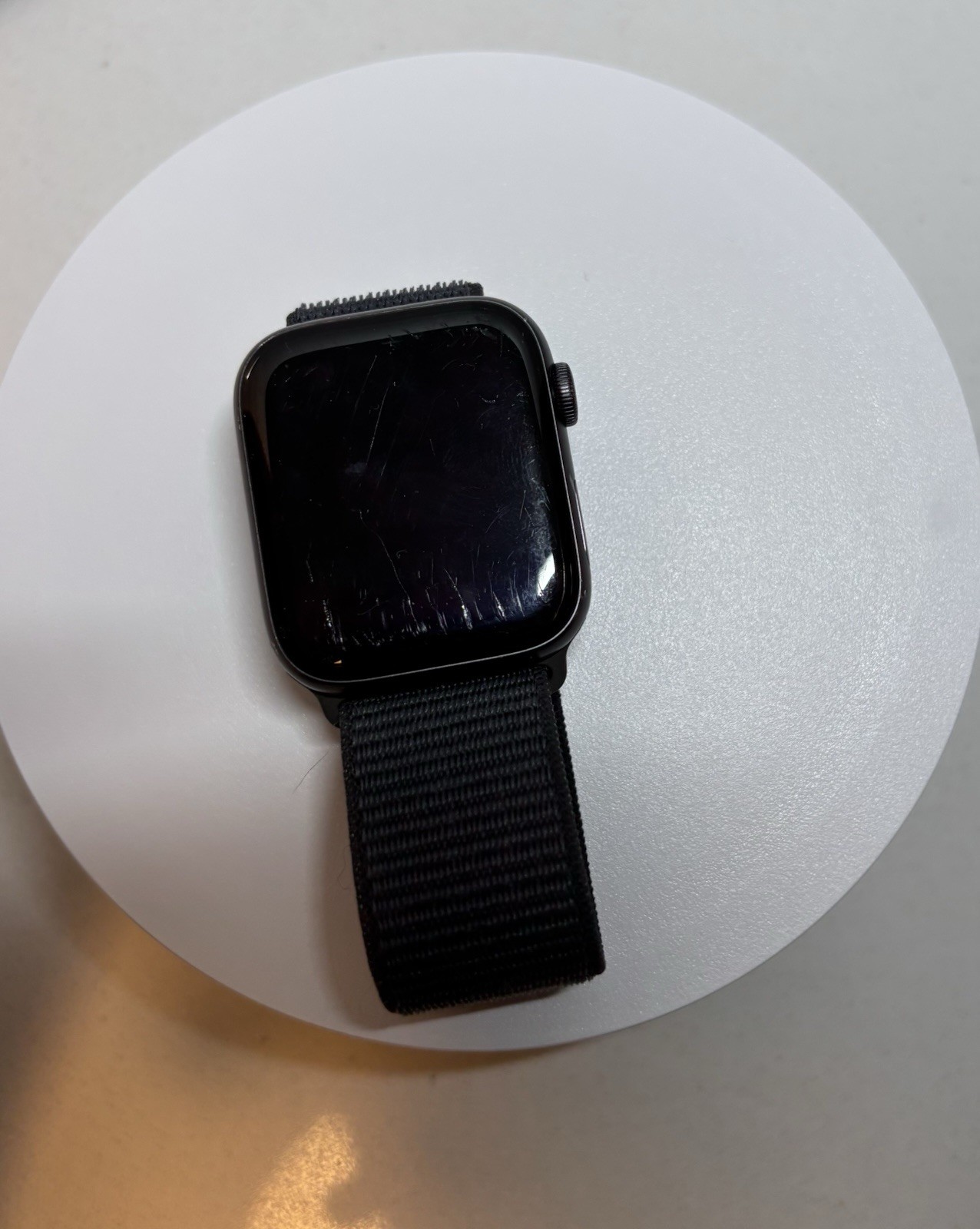 Apple Watch SE (2nd Generation) 44mm GPS Cellular Black Aluminum Smartwatch