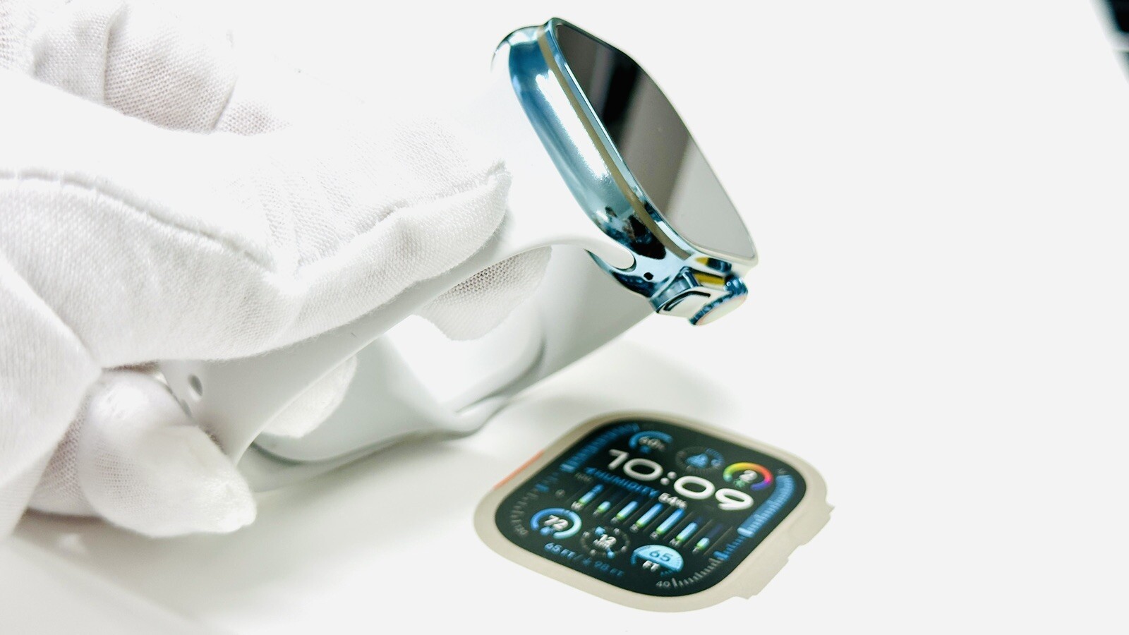SKY BLUE Apple Watch ULTRA 3 49mm Titanium Custom Polished and Anodized Blue