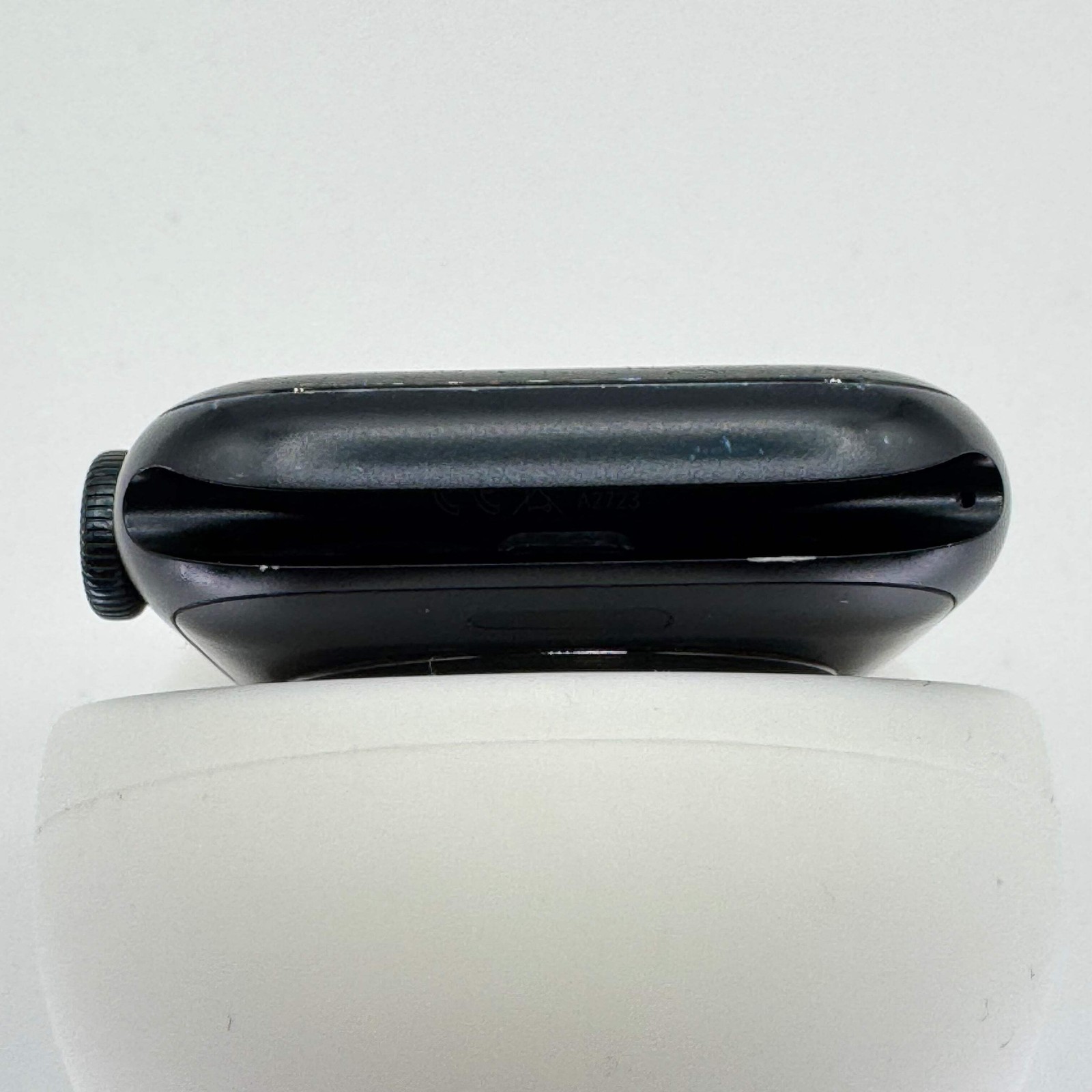 Apple Watch SE Gen 2 44mm A2723 Midnight Aluminum Wi-Fi Only