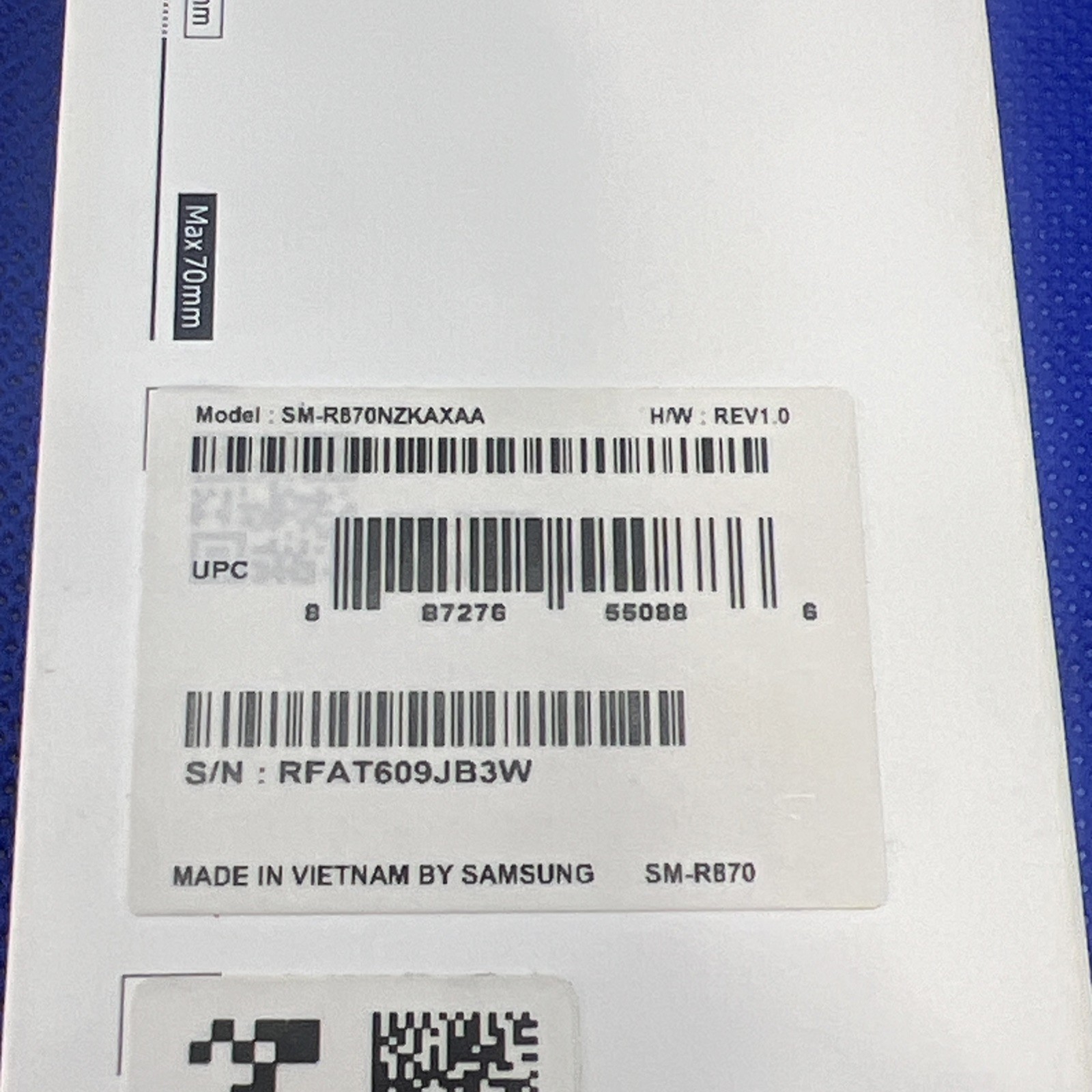 Samsung Galaxy Watch4 SM-R870 44mm Aluminum Case with Sport Band – Black…