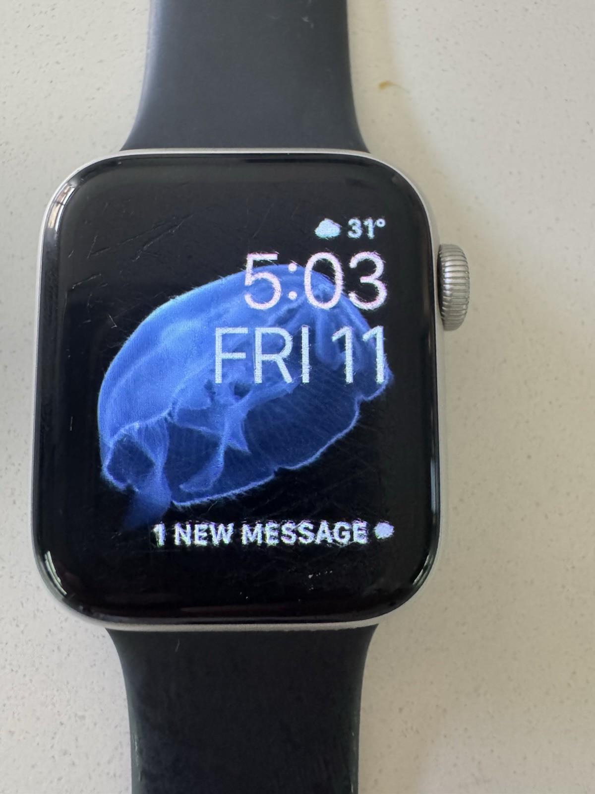 Apple Watch SE 40mm GPS – Silver – 94% Battery – Great Condition