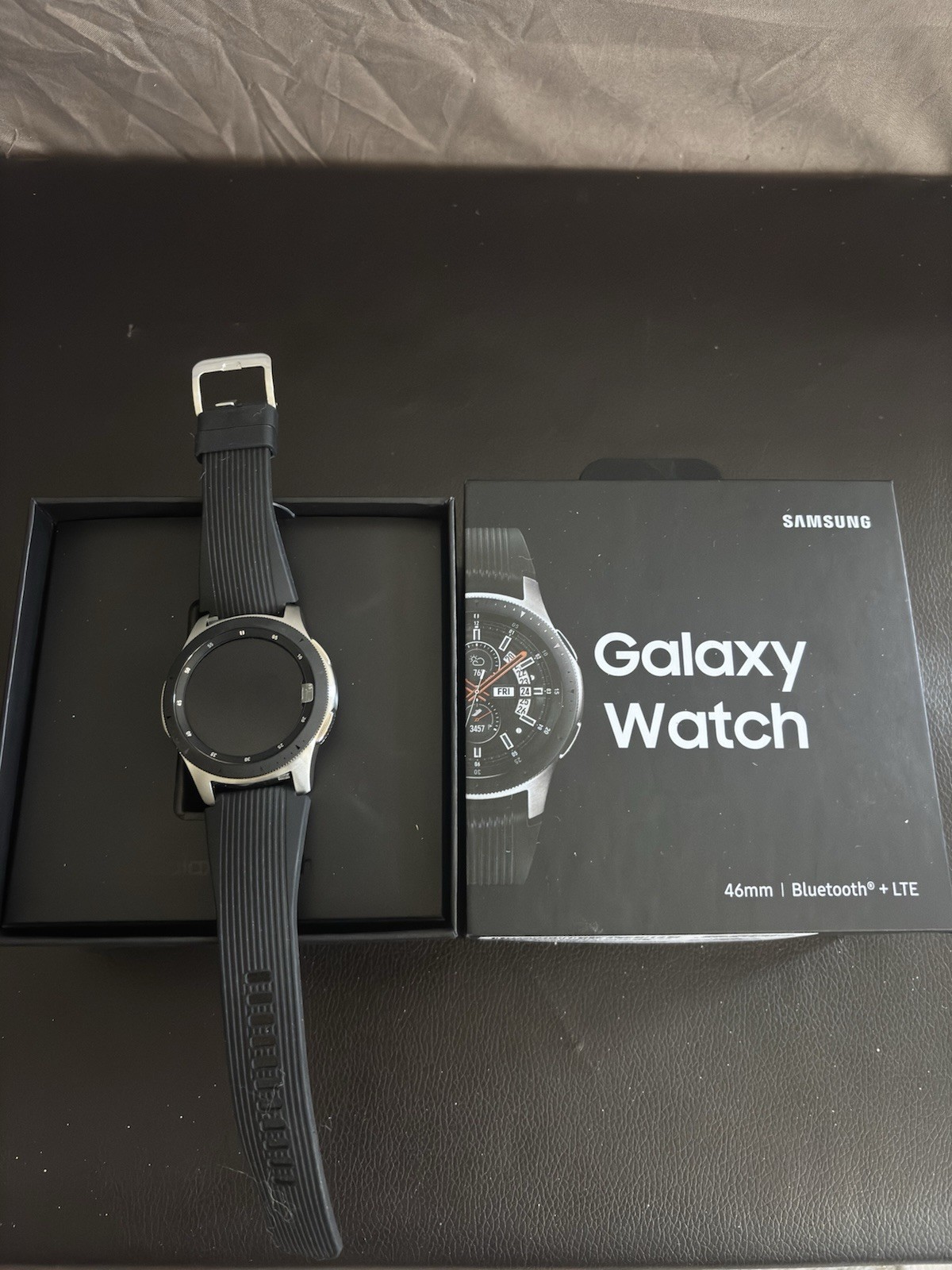 2018 Samsung Galaxy Watch 46mm Bluetooth + LTE Silver