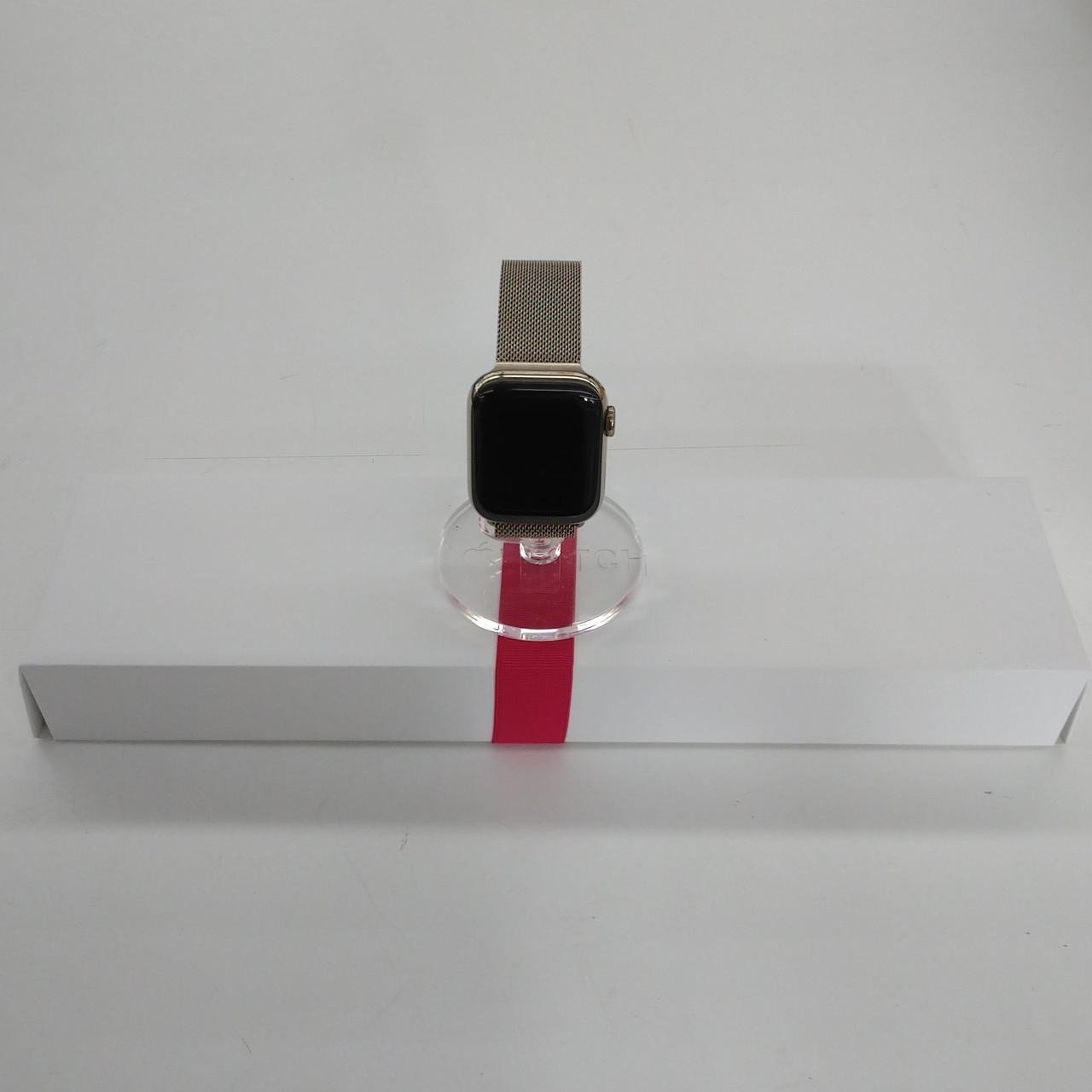 Apple Watch Series 6 M06W3J/A Smartwatch GPS Heart Rate Black Aluminum