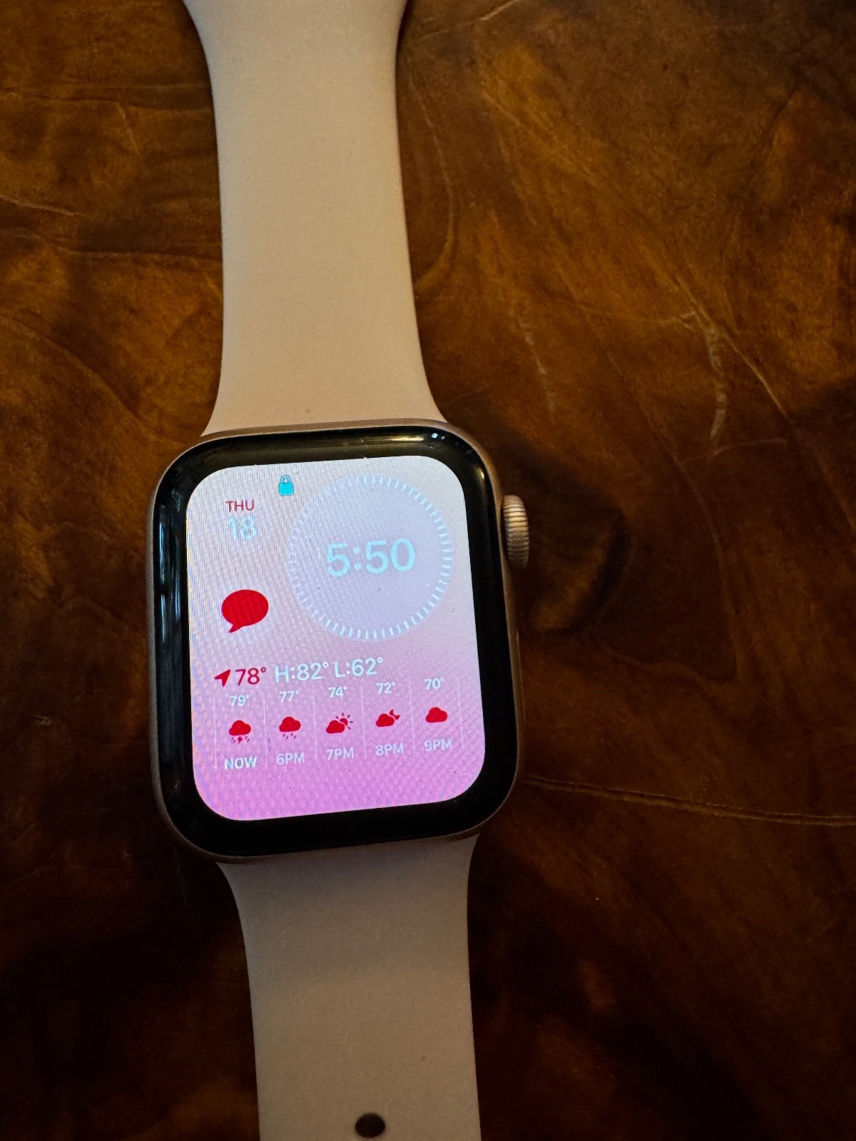 Apple Watch Series 4 40 mm Aluminum Case with Pink Sand Sport Band (GPS…