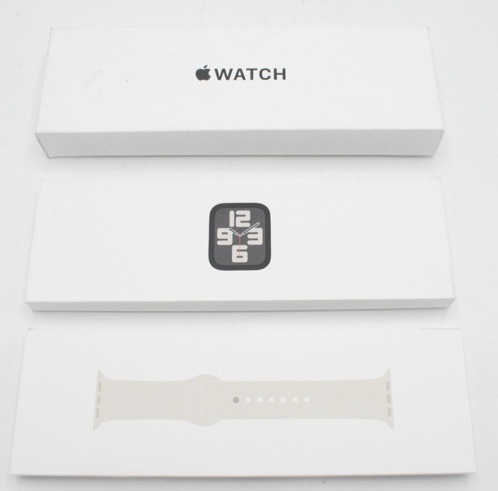 Apple Watch SE 2nd Gen 40mm Starlight Aluminum Case & Sport Band S/M MXEF3LL/A