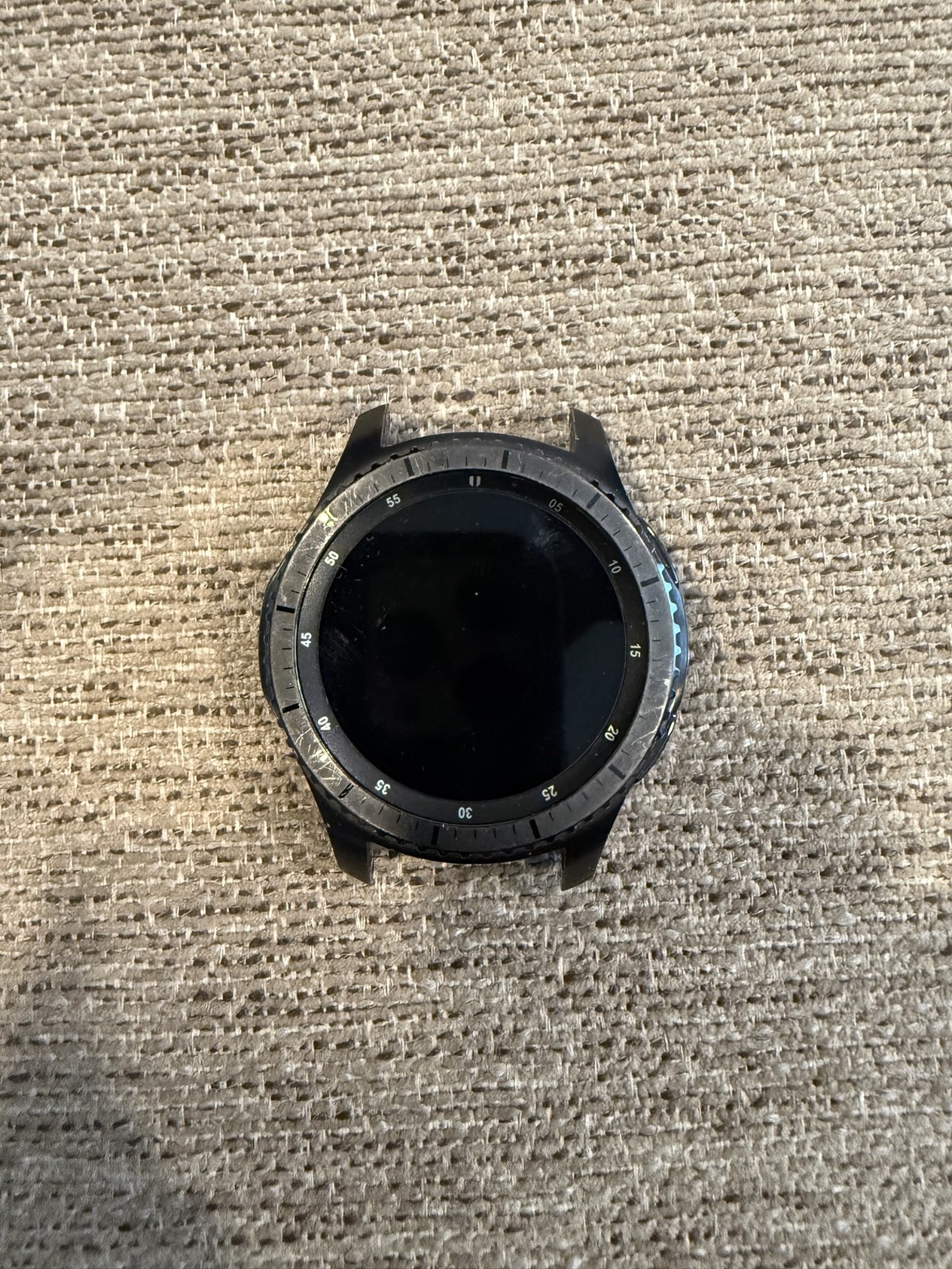 Samsung Gear S3 Frontier Wi-Fi Bluetooth Smart Watch – Good – Minor screen flaw