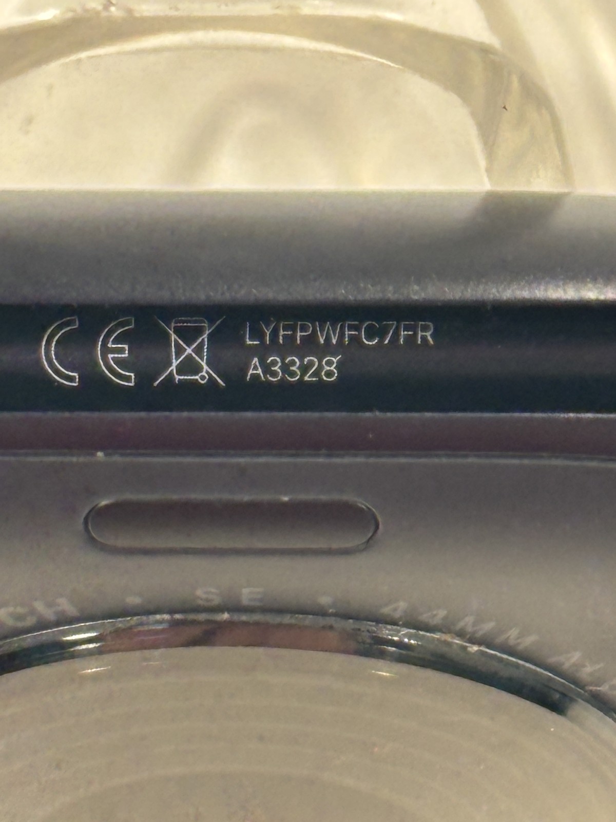 Apple Watch SE 3rd Gen A3328 44mm Aluminum Case GPS 64GB Smartwatch – Black