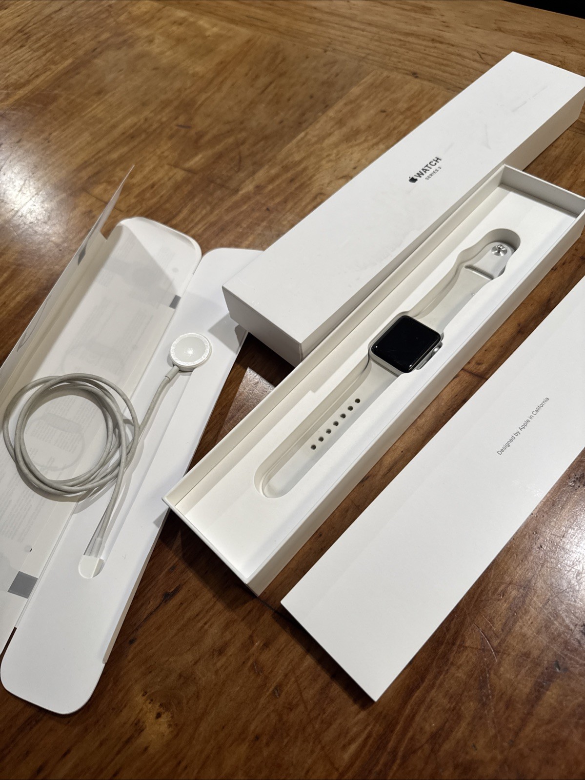 Apple Watch Series 3 GPS 42mm Silver Aluminum Case White Sport Band – MTF22LL/A