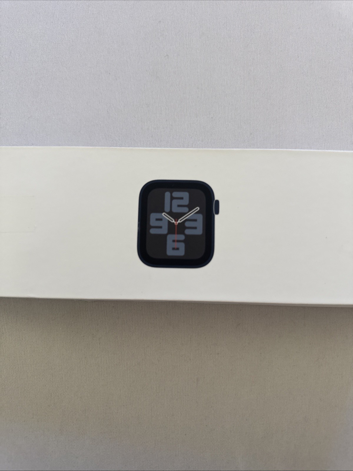 Apple Watch SE, 2nd Gen, GPS, 40mm, Midnight Aluminum Case w/Sport Band. S/M