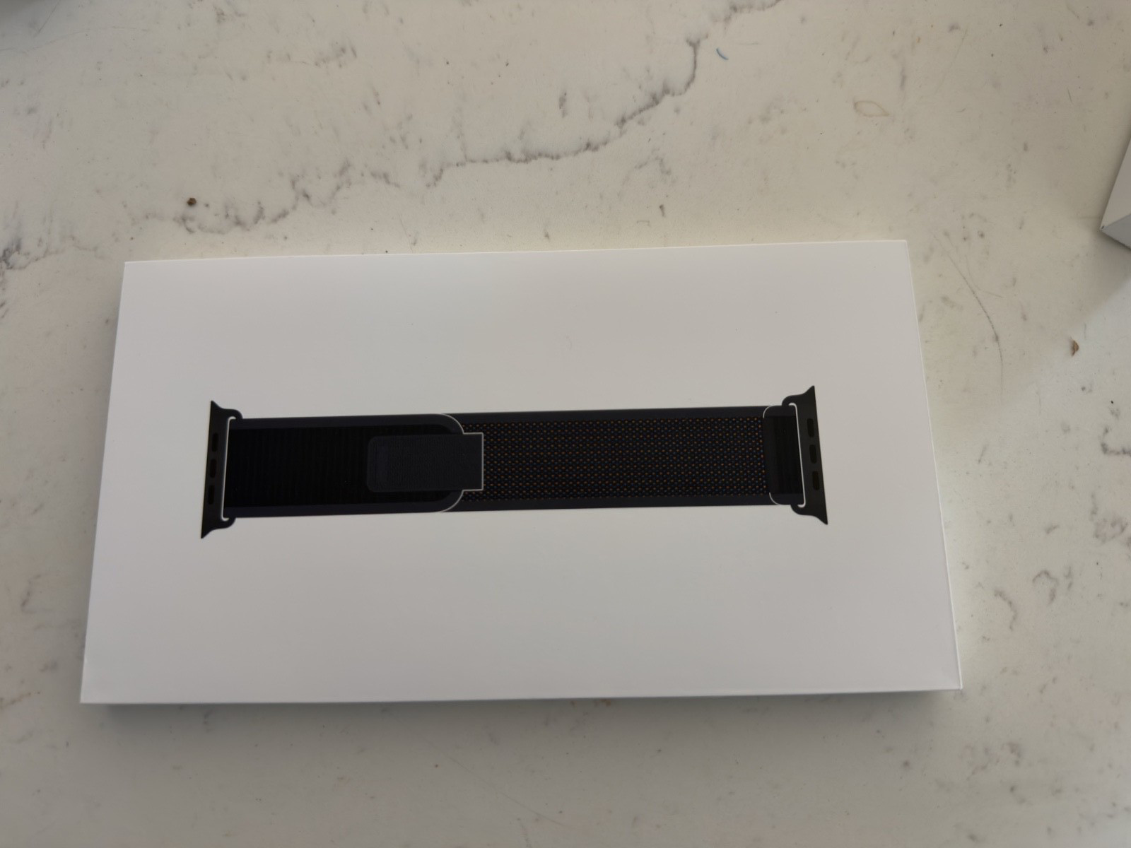 Apple Watch Ultra 2 49mm GPS+Cell Black Titanium Case Trail Loop M/L MX4V3LW/A