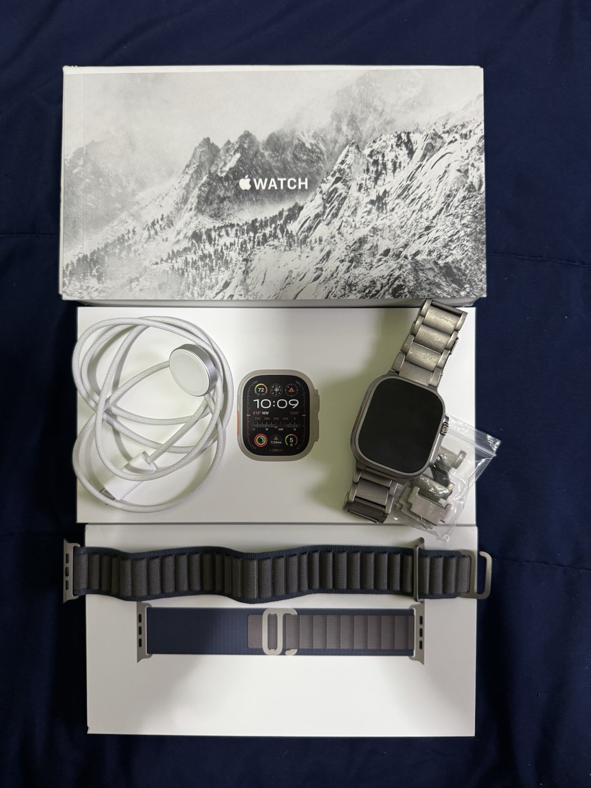 Apple Watch Ultra 2 49mm Titanium Case GPS + Cellular