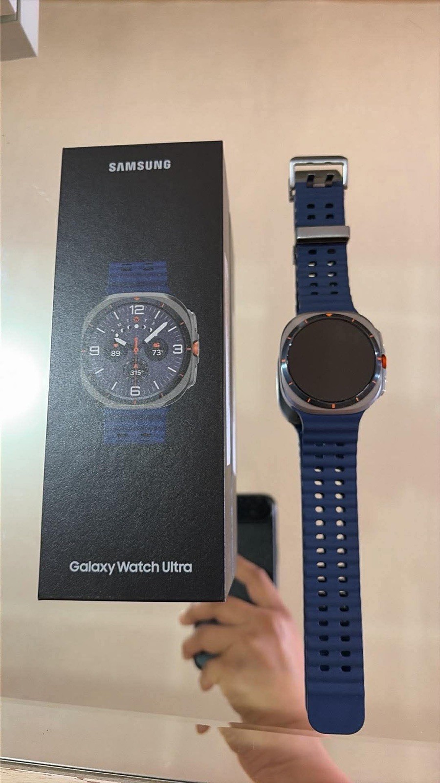 Samsung Galaxy Watch Ultra 47mm Silver, Blue Silicone Band, AMOLED Display
