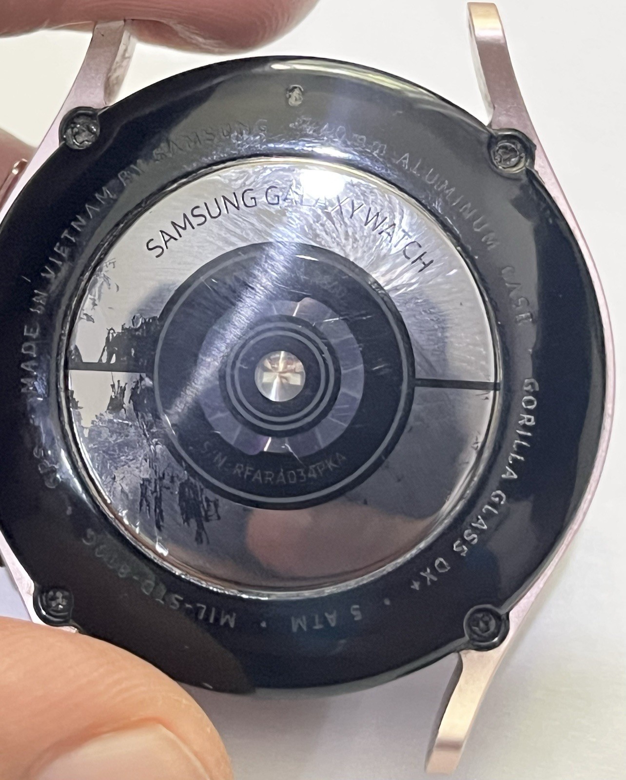 Lot of 4 Samsung Galaxy Watch 4 SM-R860 40mm GPS BT Wi-Fi Cracked LCD Parts