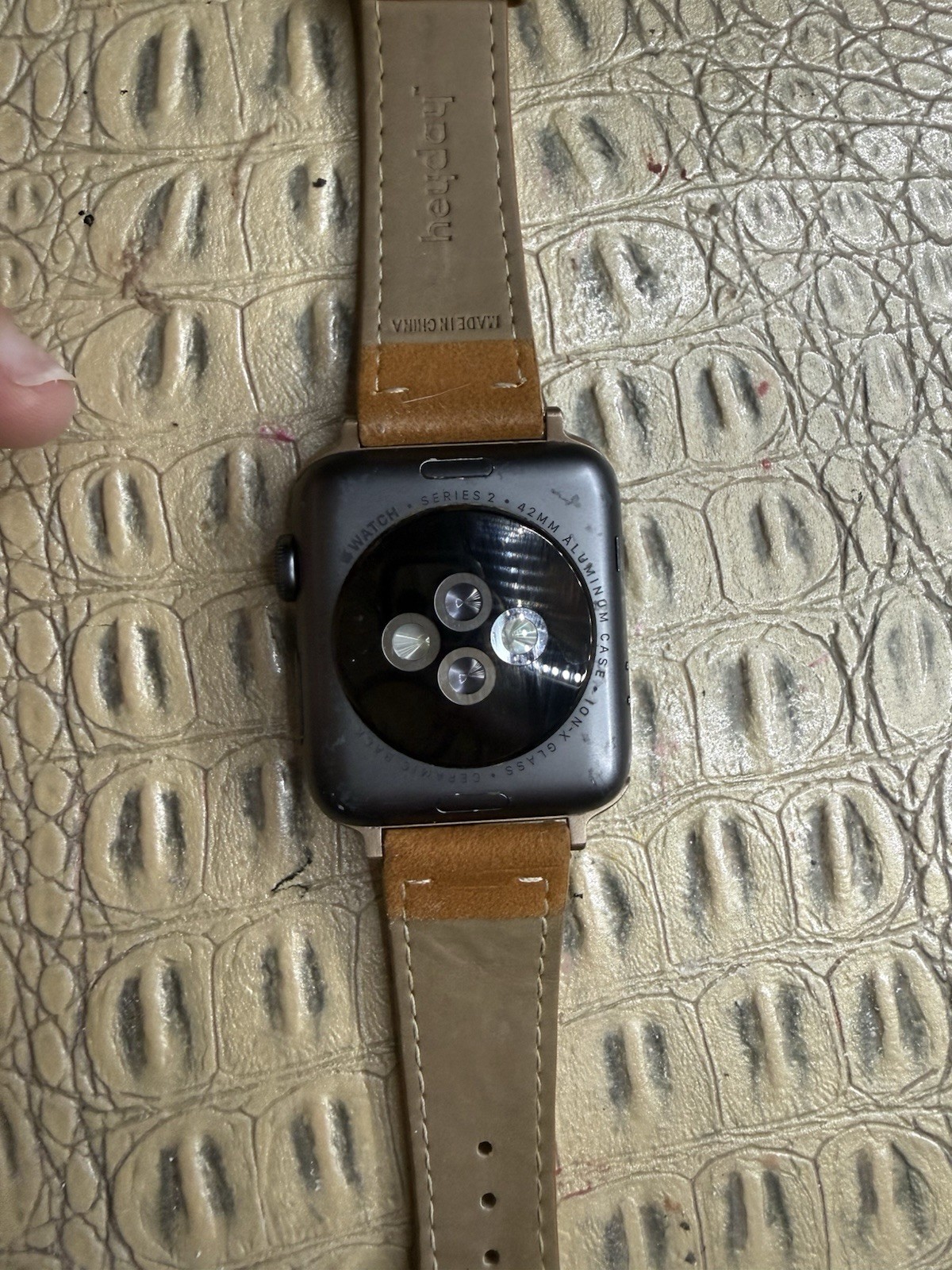 Apple Watch Series 2 42mm Aluminum Case Ion-X Glass Ceramic Grey, Leather Band