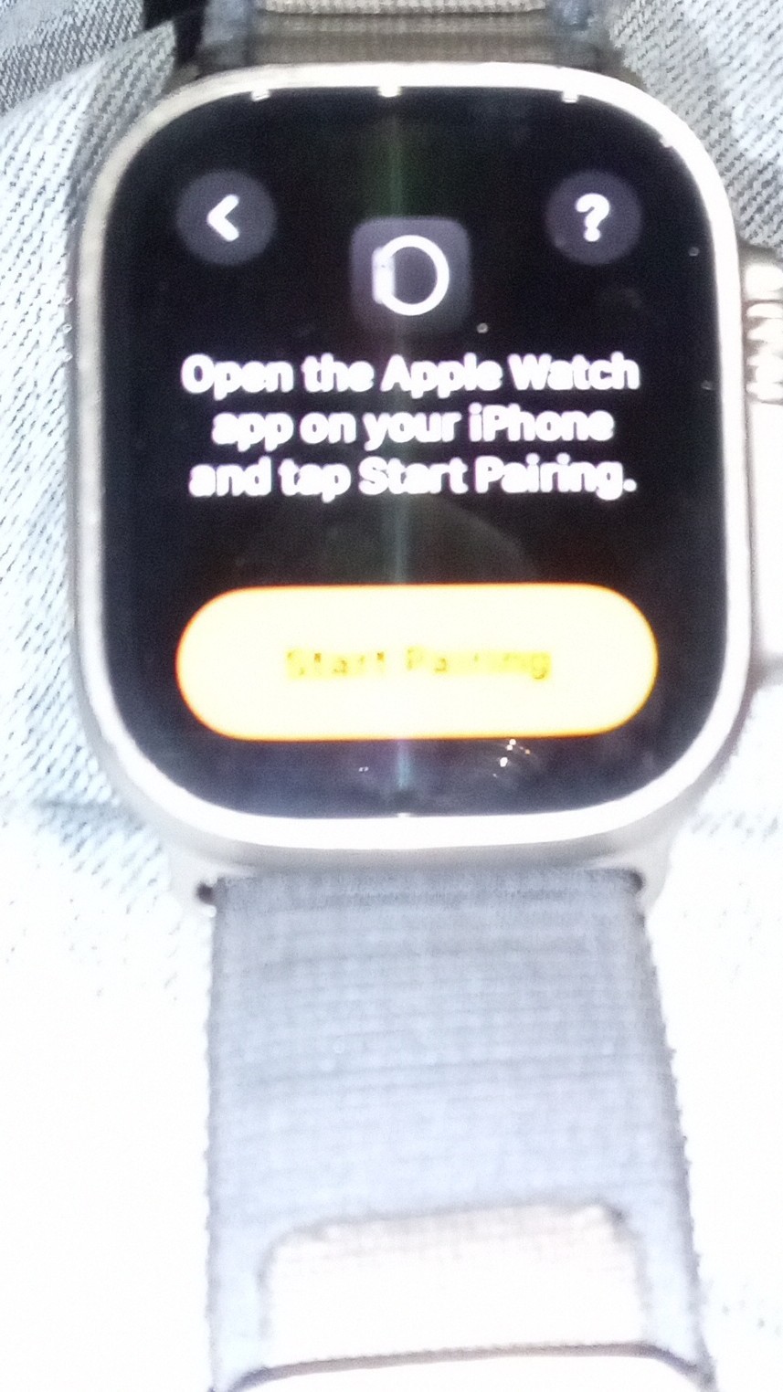 Apple Watch Ultra 49mm Titanium Silver 32GB GPS Water-Resistant Gray Nylon