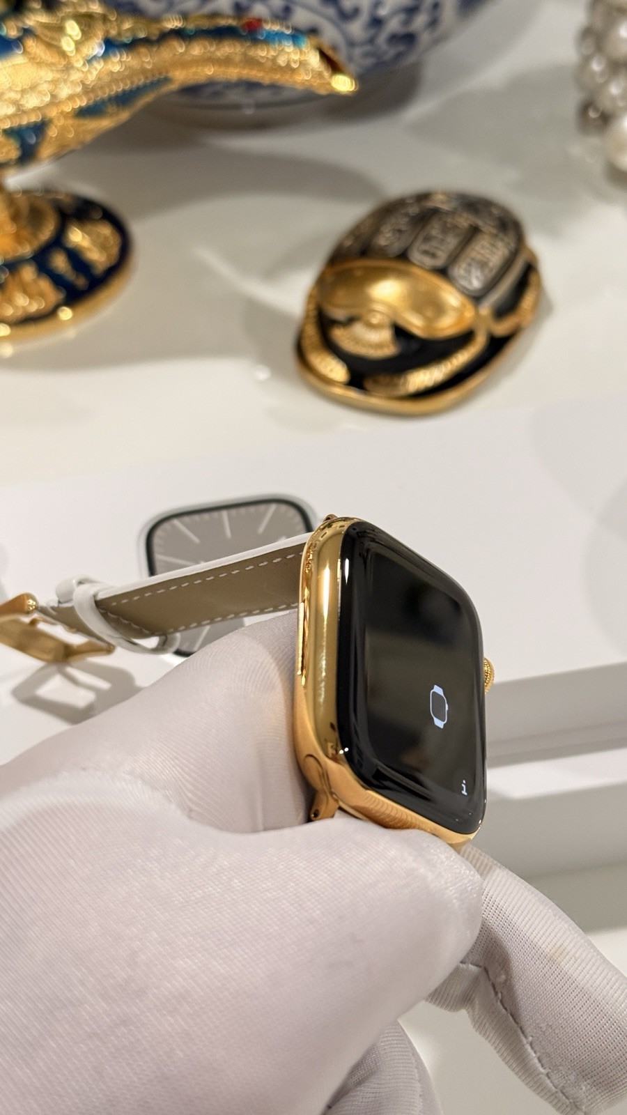 24K Gold Plated 45MM Apple Watch SERIES 9 Stainless Steel White Leather GPS LTE