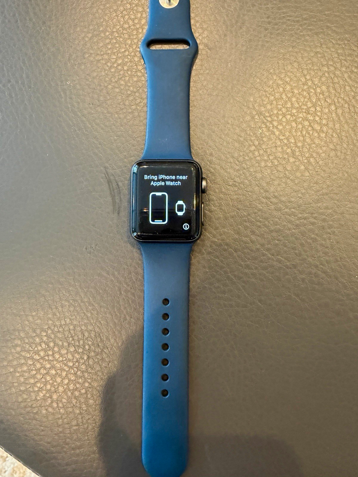 Apple Watch Series 3 38mm Gray Aluminum Case GPS w/ Blue Silicone Band
