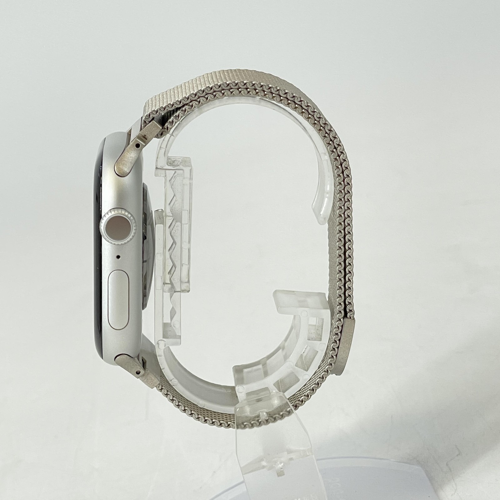 Apple Watch (Series 10) 46mm Silver Aluminum (GPS) w/ Milanese Loop – Excellent