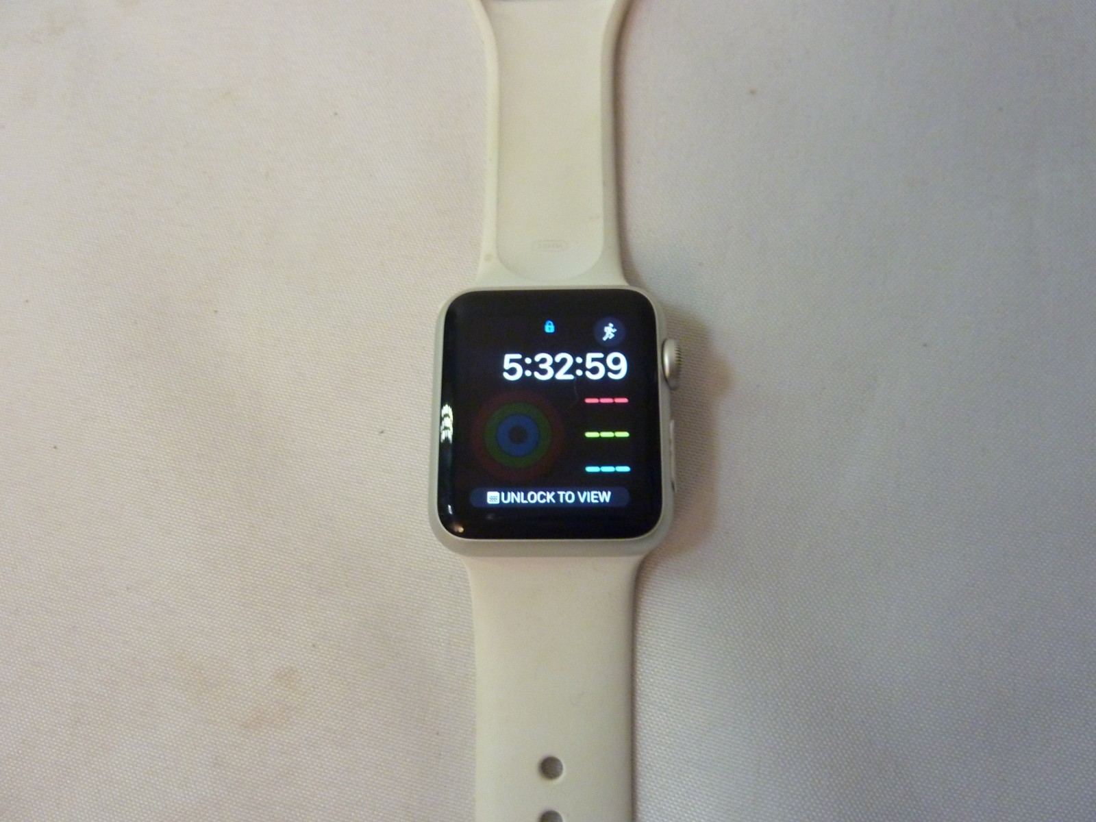 Apple Watch 38mm 7000 Series Tested Works, Screen Locked for Parts