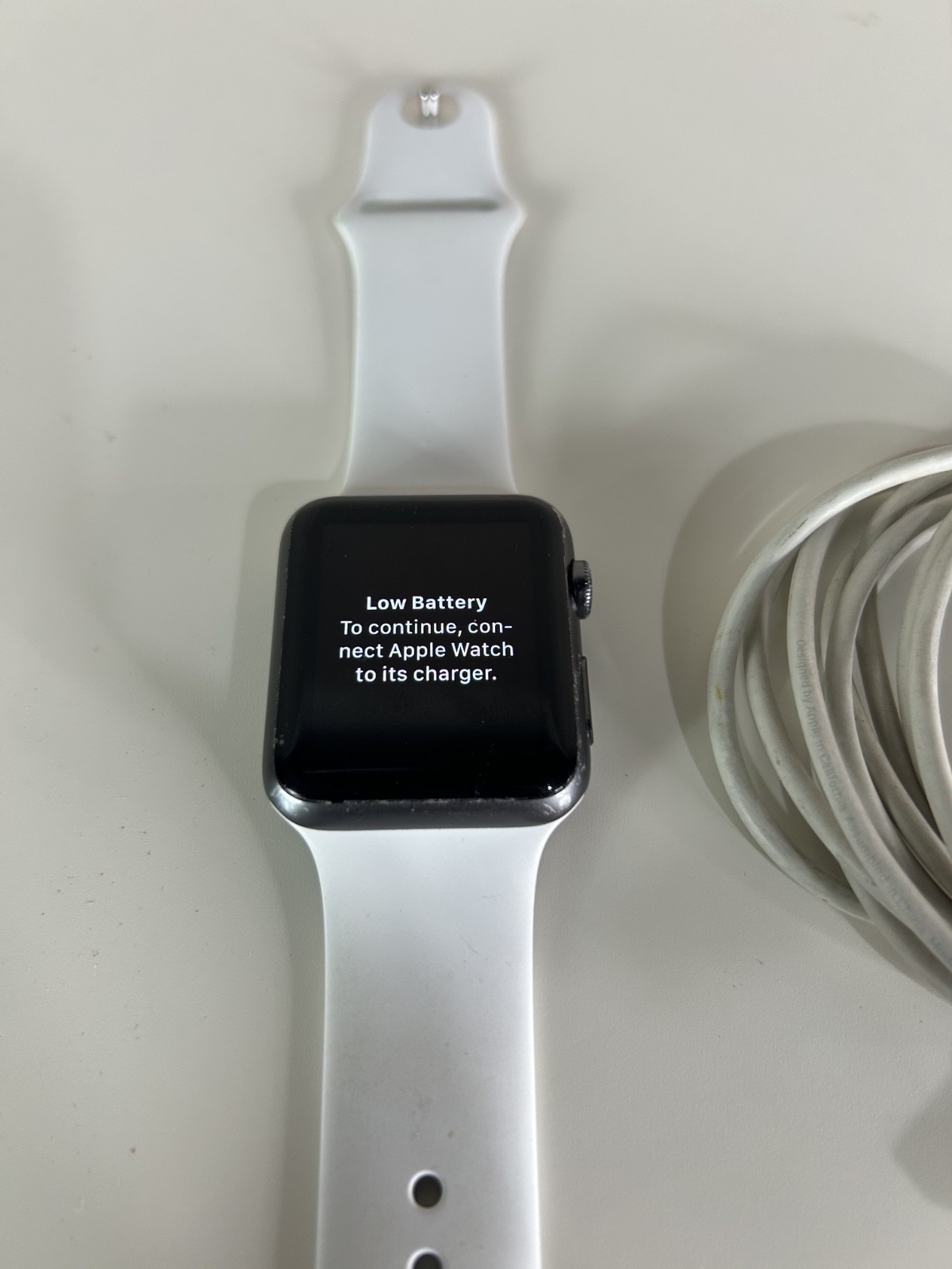 Apple Watch 7000 Series 42mm Grey Aluminum Case Silicone Band Needs Repair