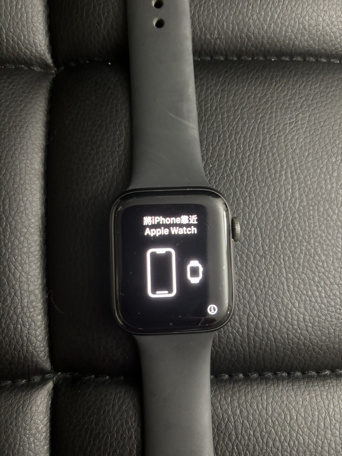 Apple Watch SE (1st Generation) 44mm Space Gray Aluminum Case with Midnight…
