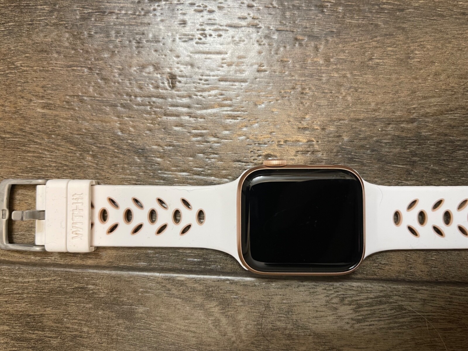 Apple Watch Series 5 40mm Gold Case with Pink Aluminum Band (MWWP2LL/A) 