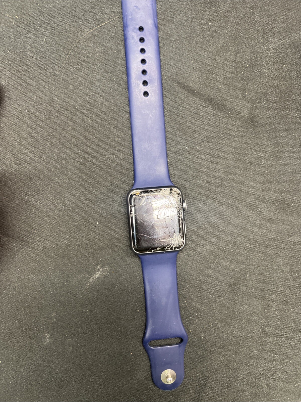 Apple Watch Sport 42mm Space Gray Aluminum NO POWER SHATTERED SCREEN