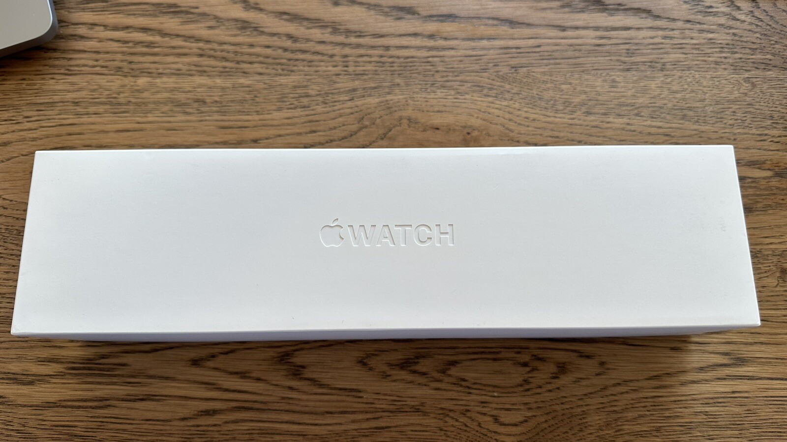 Apple Watch Series 5 44mm Gold Aluminum Case GPS Midnight Blue Sport Loop A2093