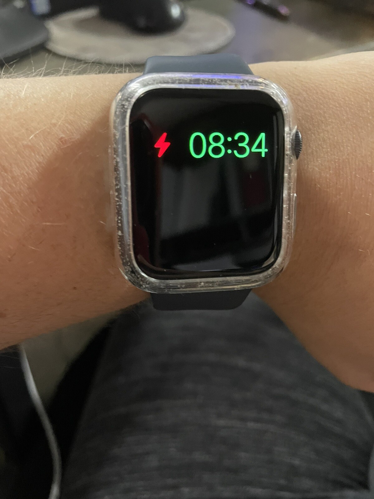 Apple Watch SE 44mm Midnight Space Gray Aluminum Case Smart Watch – (MKQ63LL/A)