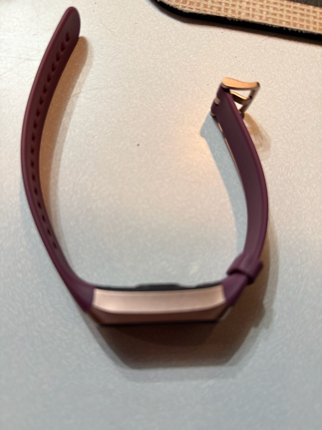 C60 AMOLED Fitness Tracker Smart Watch Heart Rate Monitor – Plum/Gold