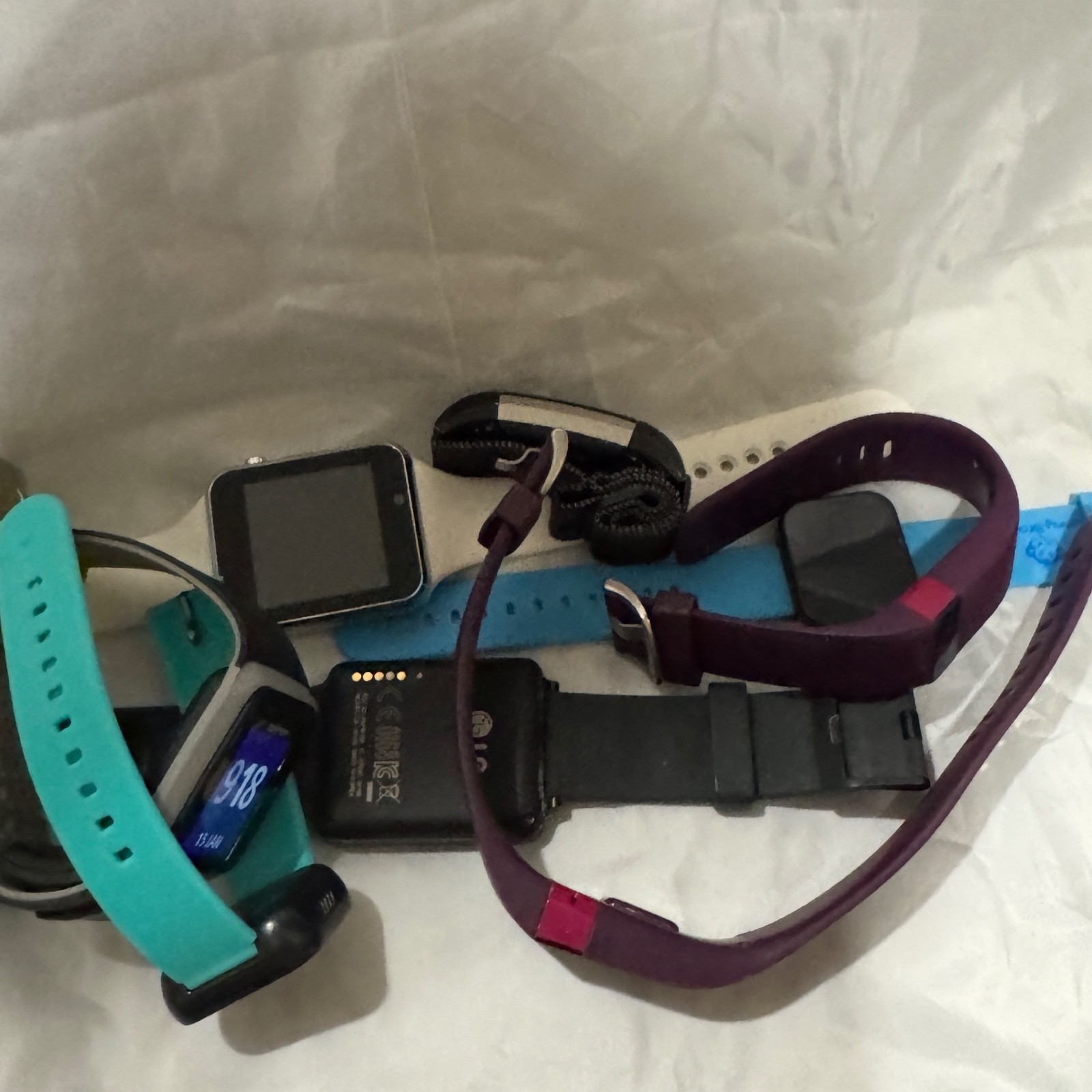 31 Smart Watches and 20+ Bands: Apple, Fitbit, Armitron, and More! 6.1 lbs