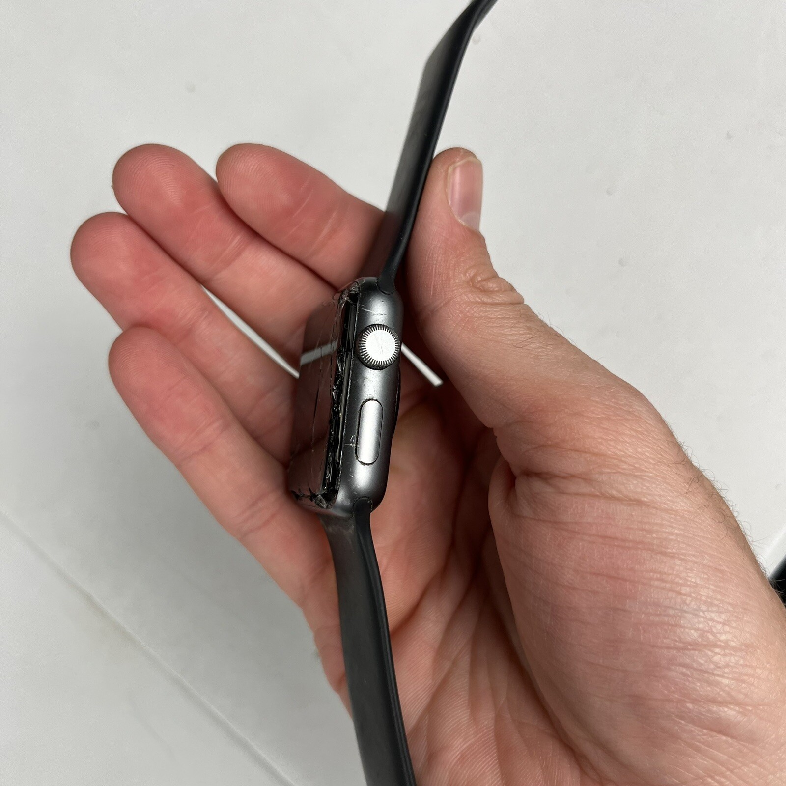 Apple Watch Series 3 Space Grey 42 mm Sport Band For Parts Or Repair Cracked