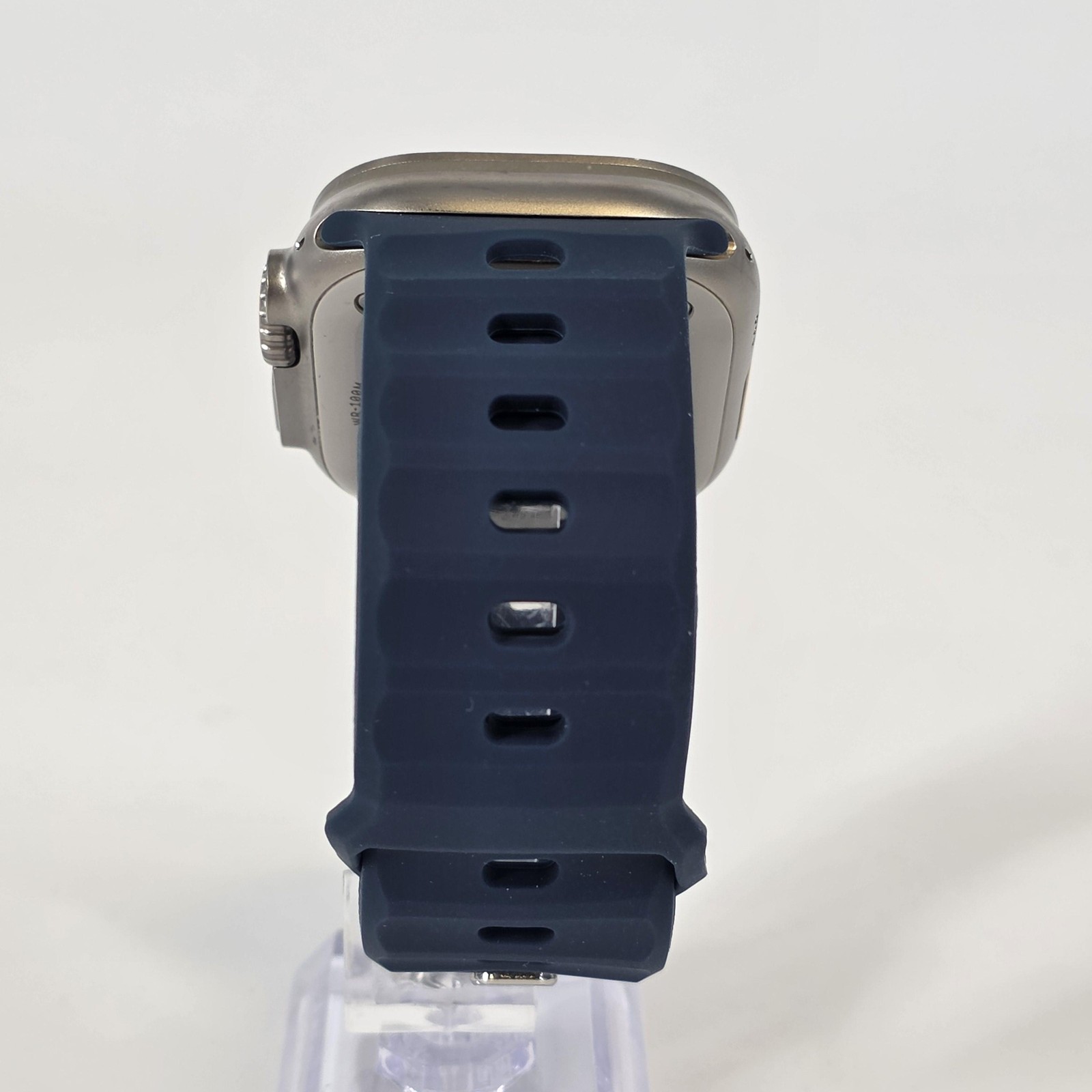 Apple Watch (Ultra 2) 49mm Natural Titanium (LTE) w/ Blue Ocean Band – Excellent