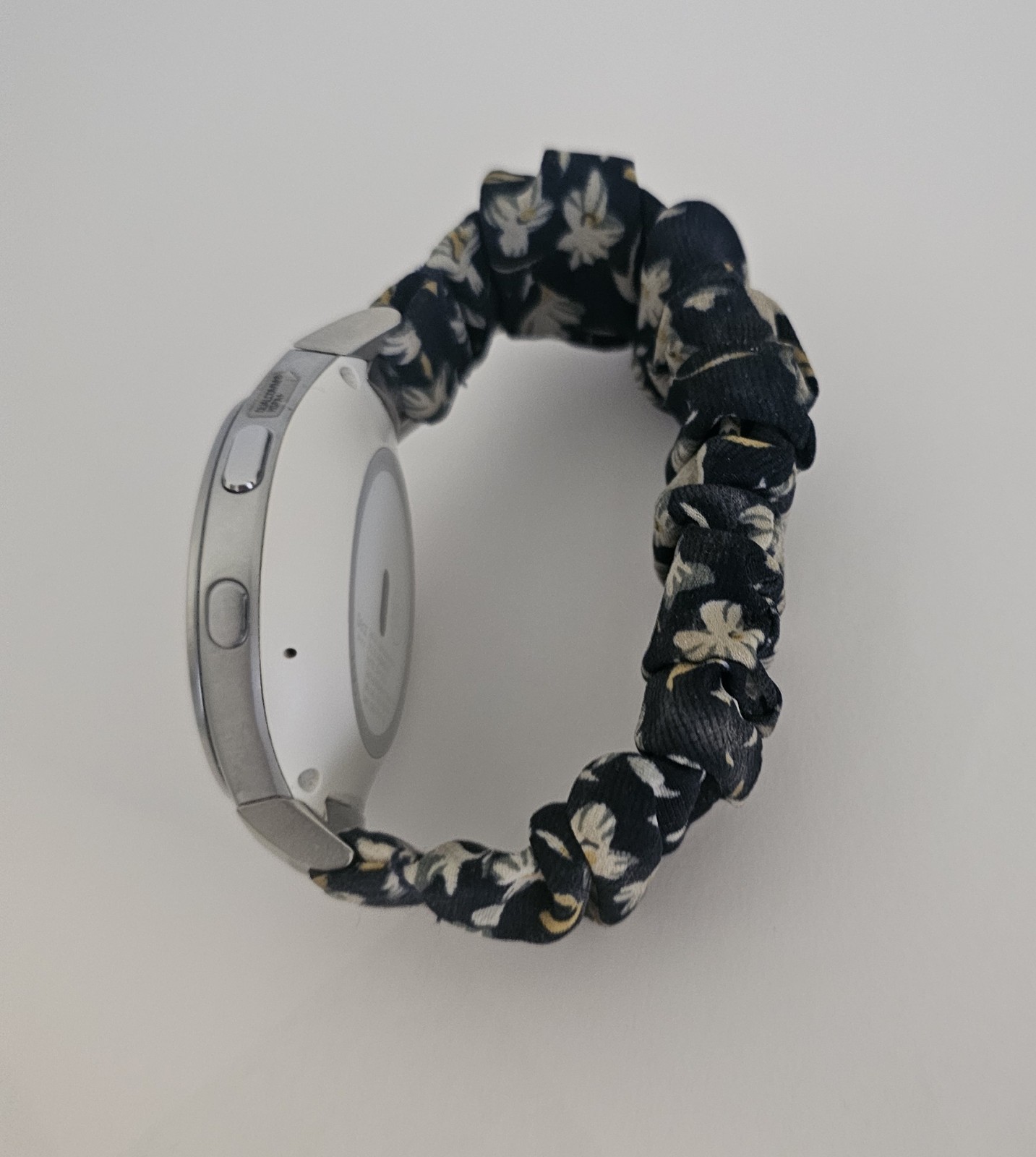 Samsung Gear S2 SM-R730A AT&T SMART WATCH – Silver White – CLEAN & NICE! 6108A