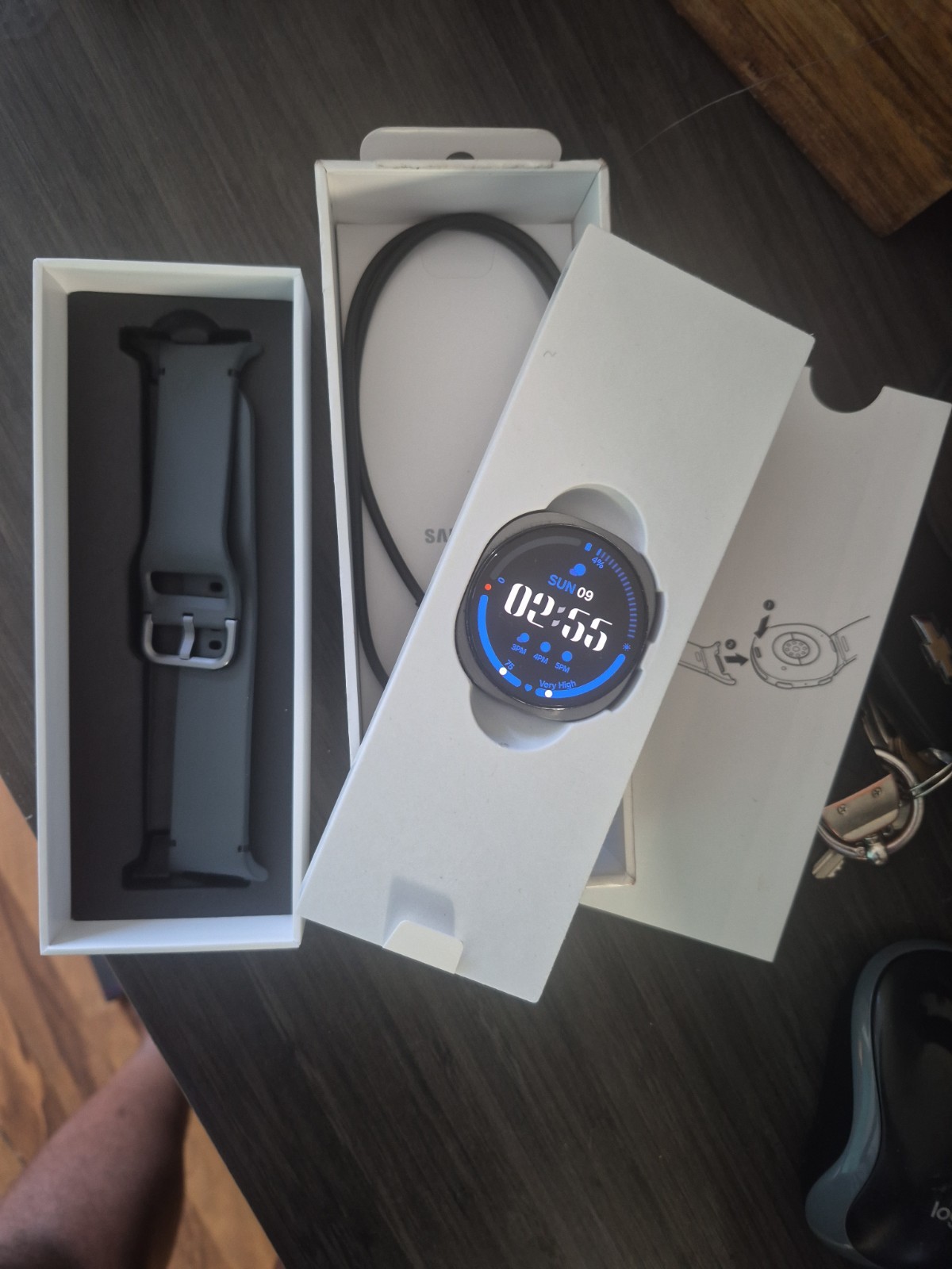 SAMSUNG Galaxy Watch8 Smartwatch 44mm LTE + GPS Unlocked, Graphite
