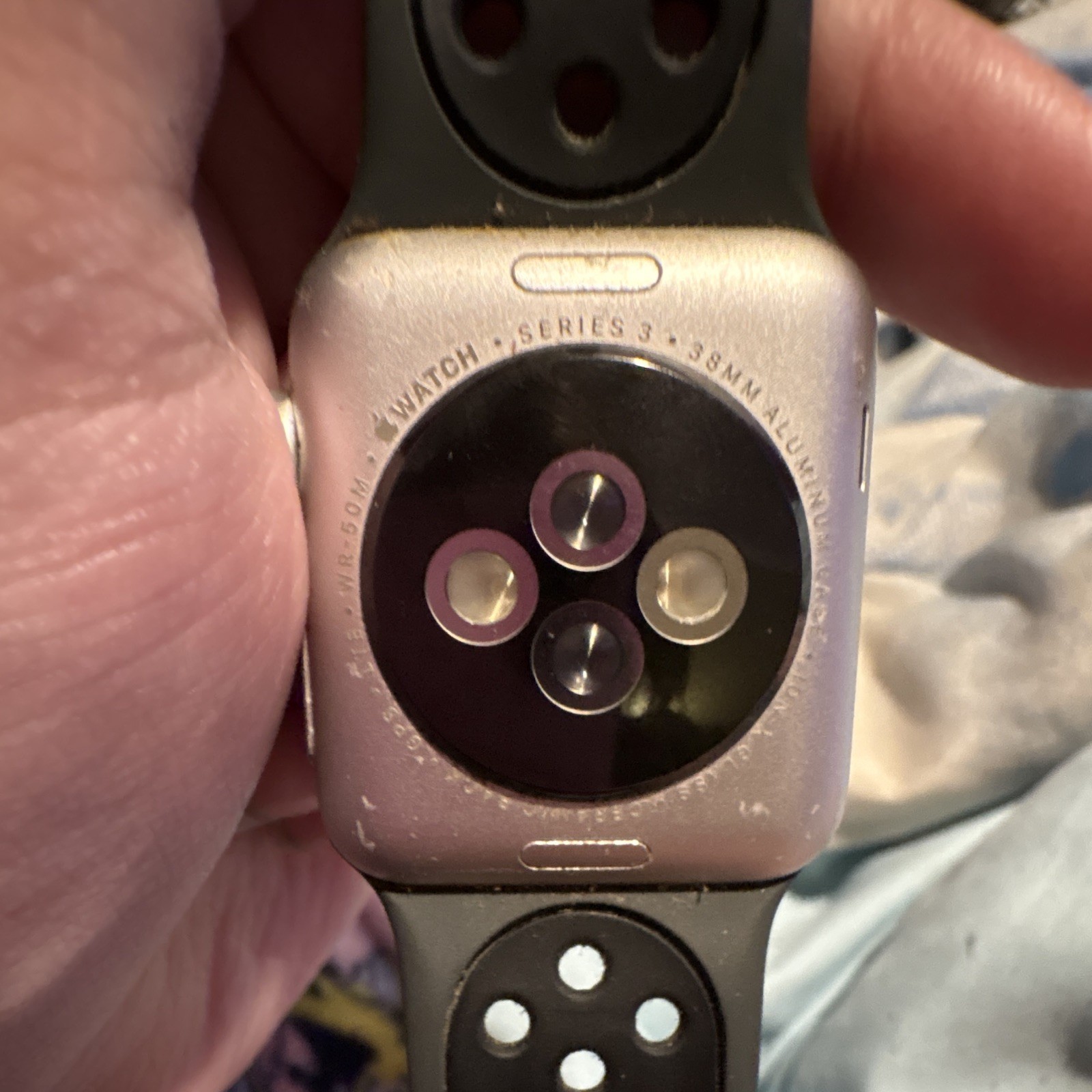 Apple Watch Series 3 38mm Silver Aluminum GPS 8GB Touch Screen Black Band