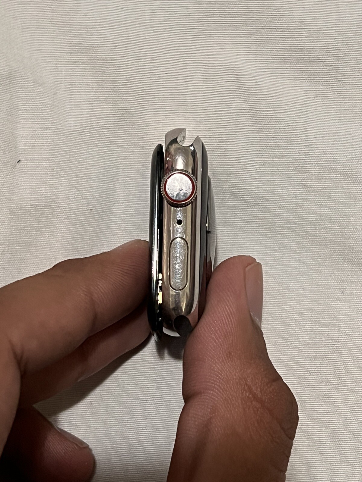 Apple Watch Series 4 Stainless steel with GPS and cellular PARTS NOT WORKING