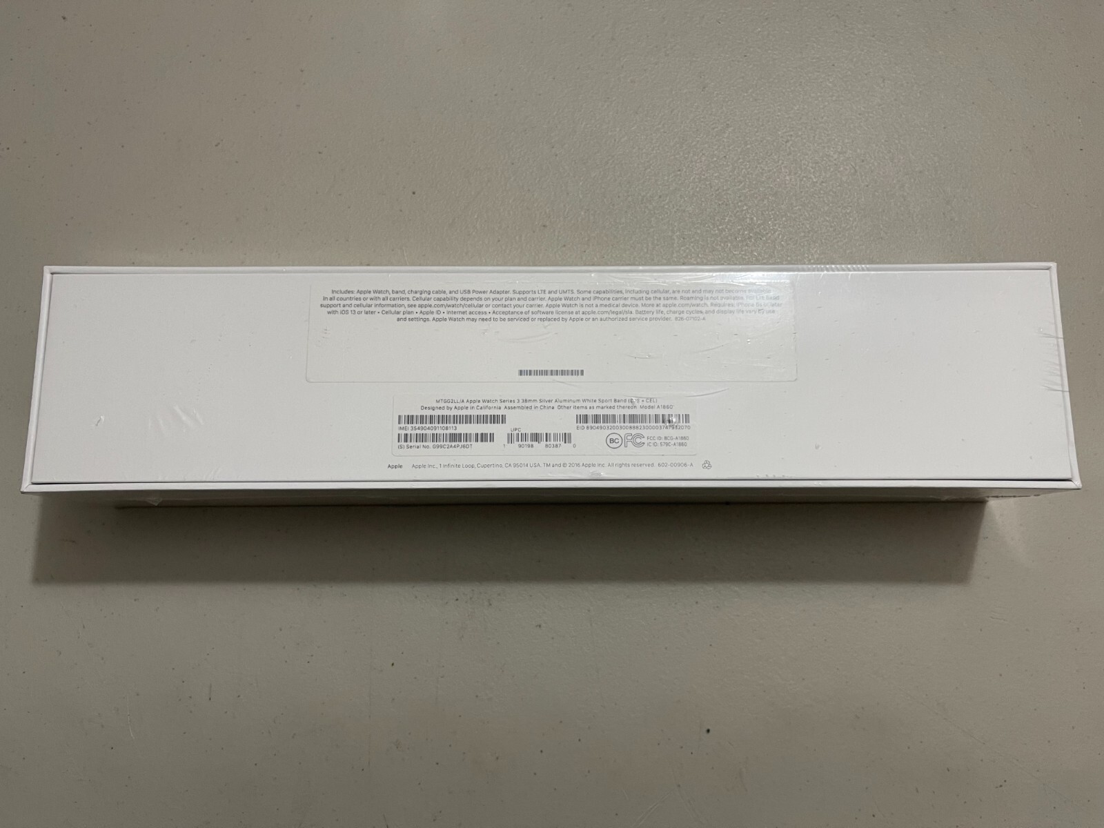 Apple Watch 3 38mm Silver Alum Case White Sport Band MTGG2LLA GPS + Cellular LTE
