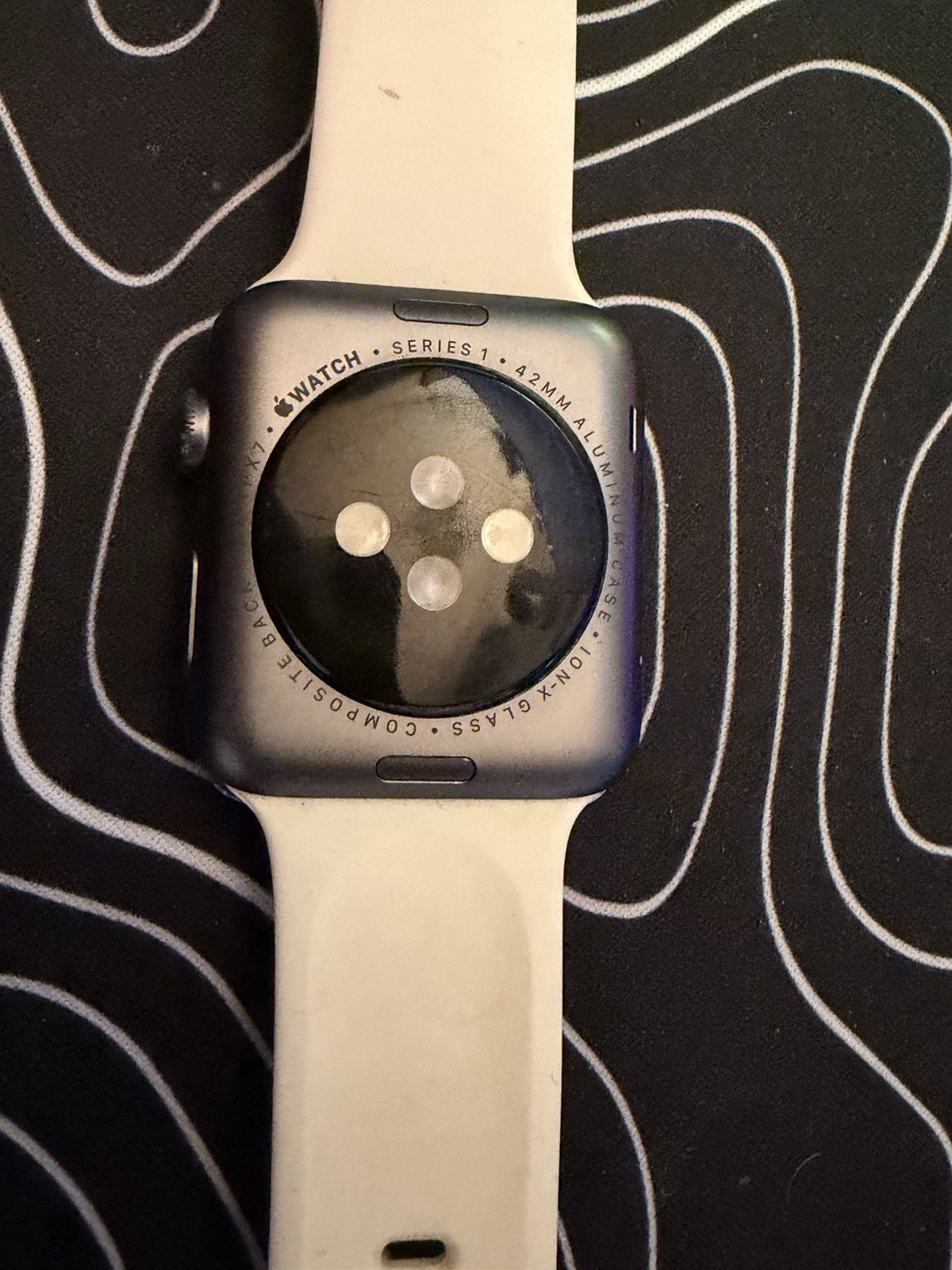 Apple Watch Series 1 42mm Space Gray Aluminum Black Smart Watch – NJ3T2LLA