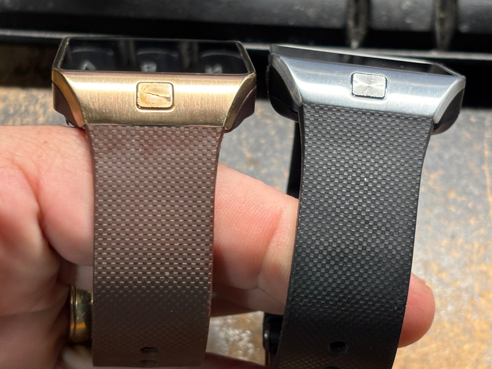 Lot 2 SMART WATCH DZ09 Android Mac ? wireless Men Women UNISEX Powers on UNTEST