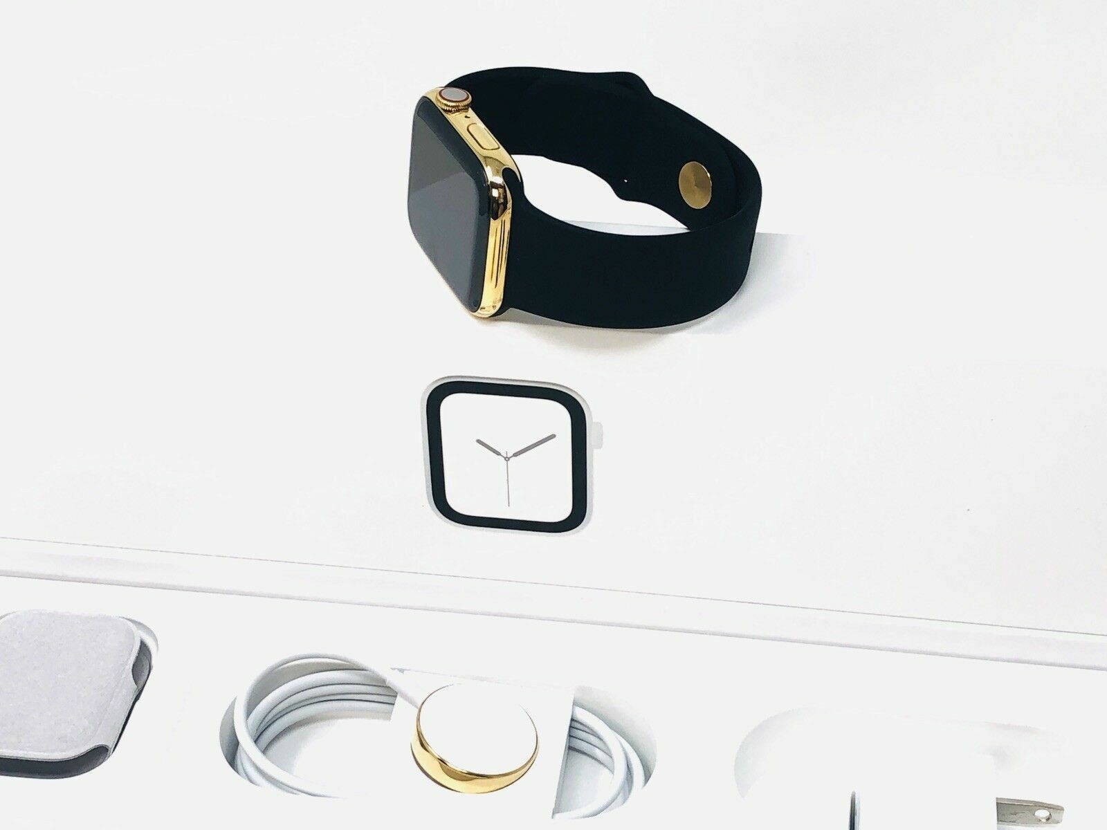 24K Gold Plated 44MM Apple Watch SERIES 4 With Black Sports Band