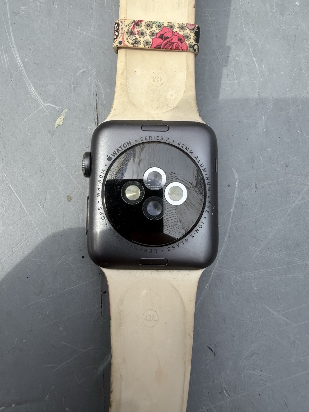 Apple Watch Series 2 42mm Gray Aluminum Multicolor Silicone Band Fitness Tracker