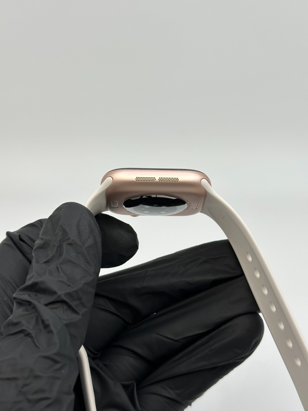 Apple Watch Series 11 42mm GPS Rose Gold Light Blush Sport S/M MEU04LW/A 2025