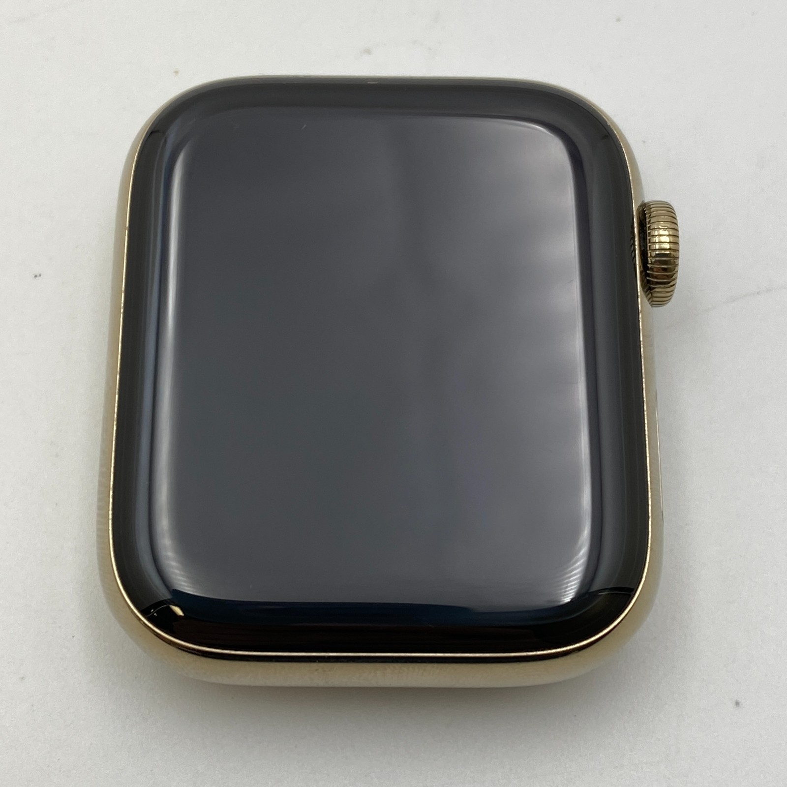 Apple Watch Series 6 – 44mm Stainless Steel Gold Unlocked A2294 – Good Condition
