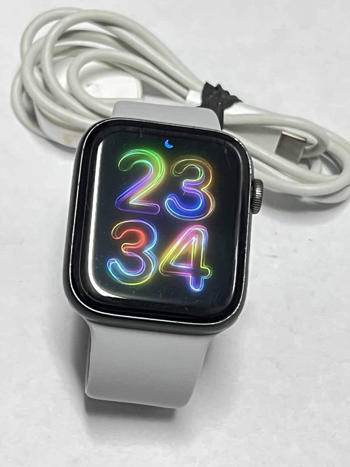 Apple Watch Series 5 44MM (GPS + Cellular) aluminum-